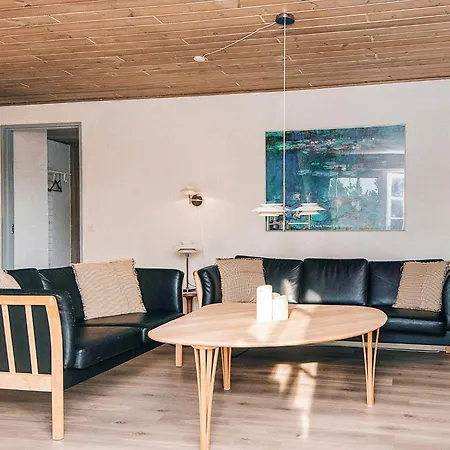 4 Star In Holiday home *
