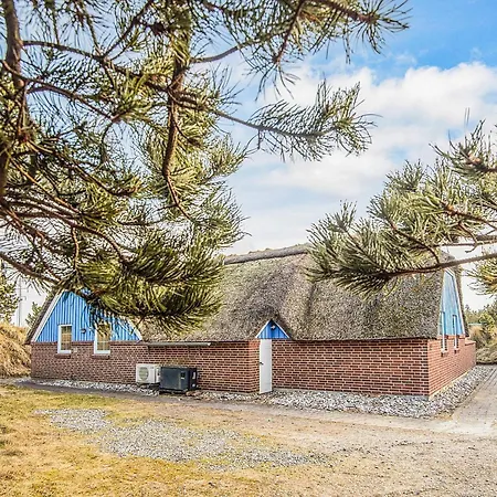 Holiday home 4 Star In *